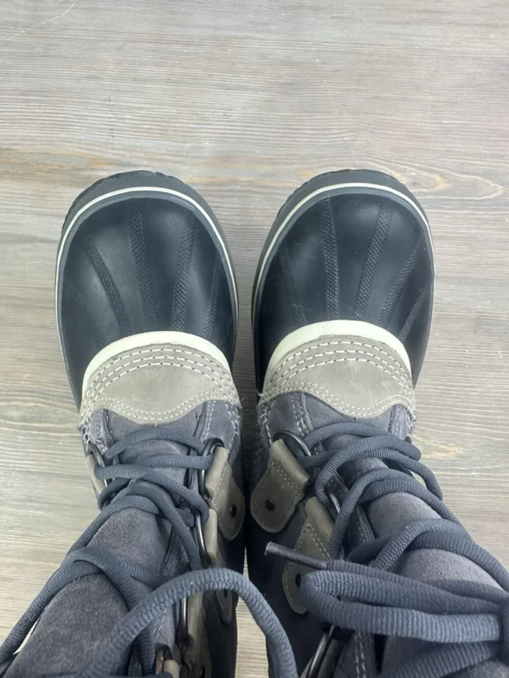 SOREL Grey Joan of Arctic Waterproof Women’s Boots 8 READ